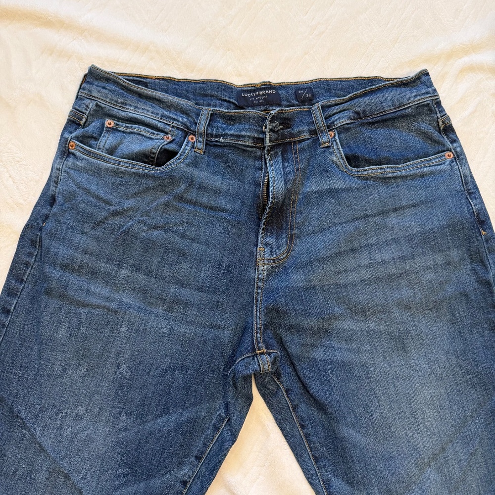 Lucky Brand Jeans - 221 Straight Size: 36W/32L - Picture 2 of 4